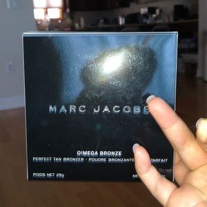 MARC JACOBS BRONZER NIB